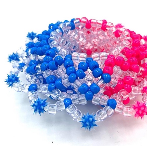 ❌SOLD❌ 💖💙 “Ubbi Dubbi” Kandi Cuff - Picture 4 of 4